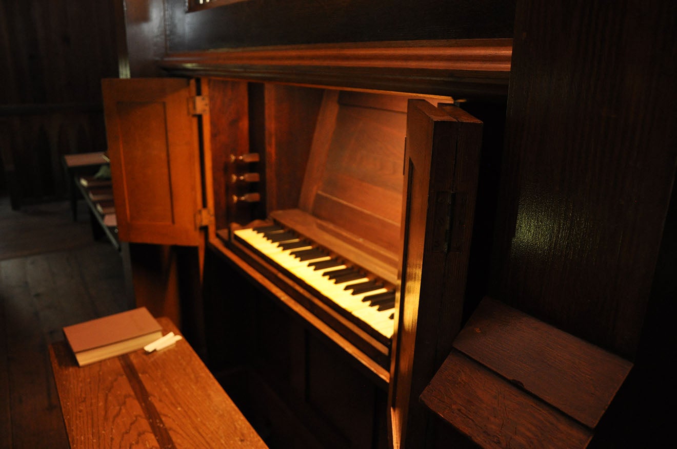 Zion Episcopal Church restored pilcher organ
