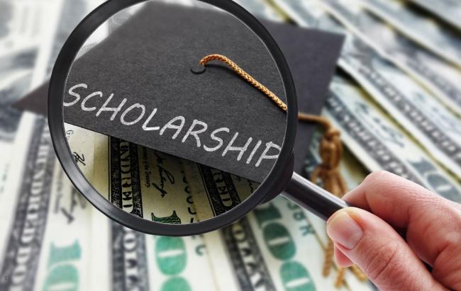 Flint Energies Foundation Awards $155,000 in College Scholarships